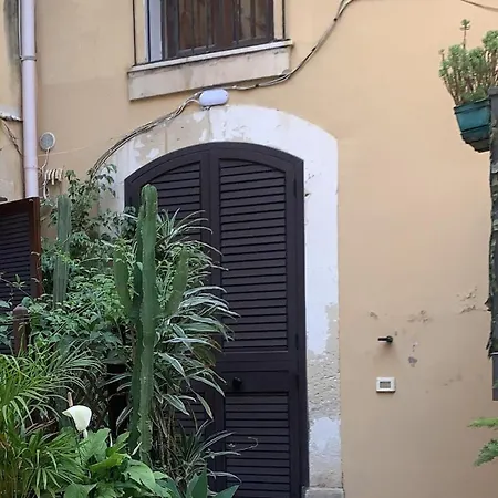 La Corte Di Iris شقة سيراكوزا
